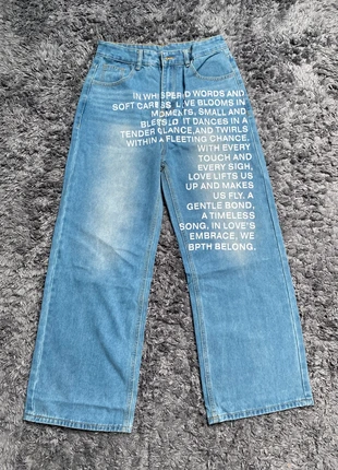 Jean baggy bleu avec écriture taille M, marca: underground, estado: Nuevo sin etiquetas, tamaño: M, 35,00 €, 37,45 € Protección al comprador incluida