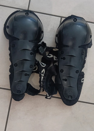 Proteggi spalle da cross, brand: Acerbis, condizioni: Ottime, €10.00, €11.20 include la Protezione acquisti