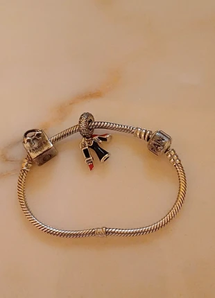 Bracciale Pandora flessibile misura 18, brand: Pandora, condizioni: Nuovo senza cartellino, €90.00, €95.20 include la Protezione acquisti