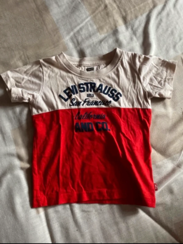 T-shirt levi’s