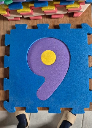 Tapis en mousse, marque: je sais pas, état: Bon état, 3,00 €, 3,85 € Protection acheteurs incluse