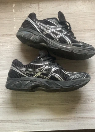 Asics GT-216, merk: Asics, staat: Heel goed, maat: 42, € 35,00, € 37,45 inclusief Kopersbescherming