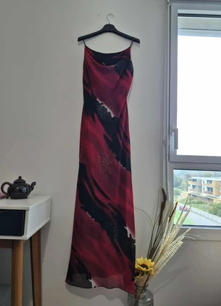 Sublime robe longue rouge et noir avec des détails paillettes, marke: Fashion New York, zustand: Gut, größe: L / 40 / 12, 11,99 €, 13,29 € inklusive Vinted-Käuferschutz