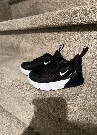 Nike air70 Kinder schoen, merk: Nike, staat: Heel goed, maat: 21, € 42,00, € 44,80 inclusief Kopersbescherming