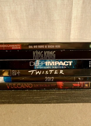 Tre set dvd film d’azione e catastrofi naturali. Consultazione prima della vendita., zustand: Sehr gut, 5,00 €, 5,95 € inklusive Vinted-Käuferschutz