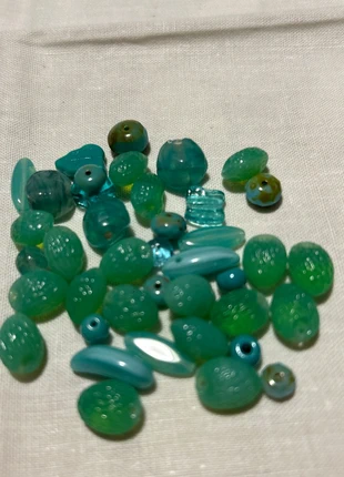 Perle verdine, état: Très bon état, 1,00 €, 1,75 € Protection acheteurs incluse