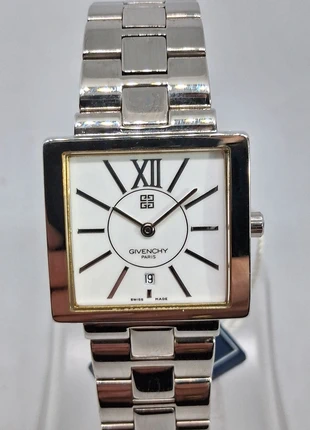 Montre vintage givenchy chambertin mécanisme à quartz argenté bracelet métal d'origine, merk: Givenchy, staat: Heel goed, maat: Tot 30 mm, € 100,00, € 105,70 inclusief Kopersbescherming Pro