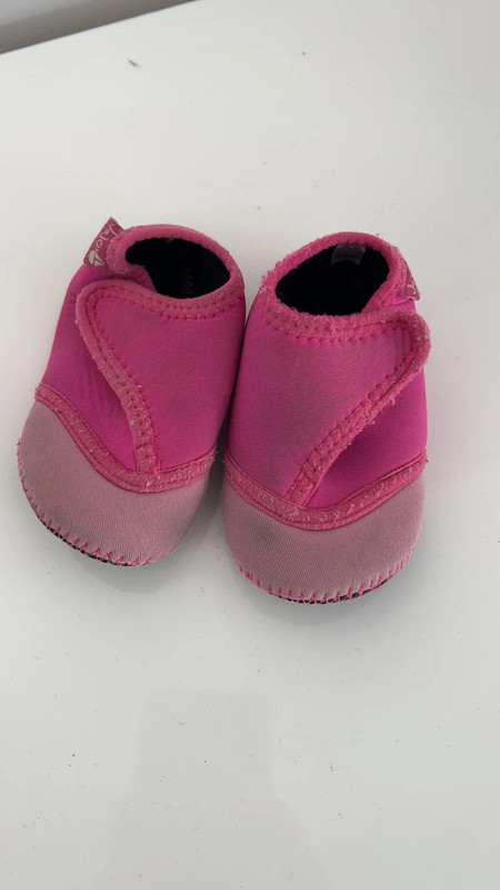 Baby girls JoJo Maman neoprene swimming water shoes 6 12 months
