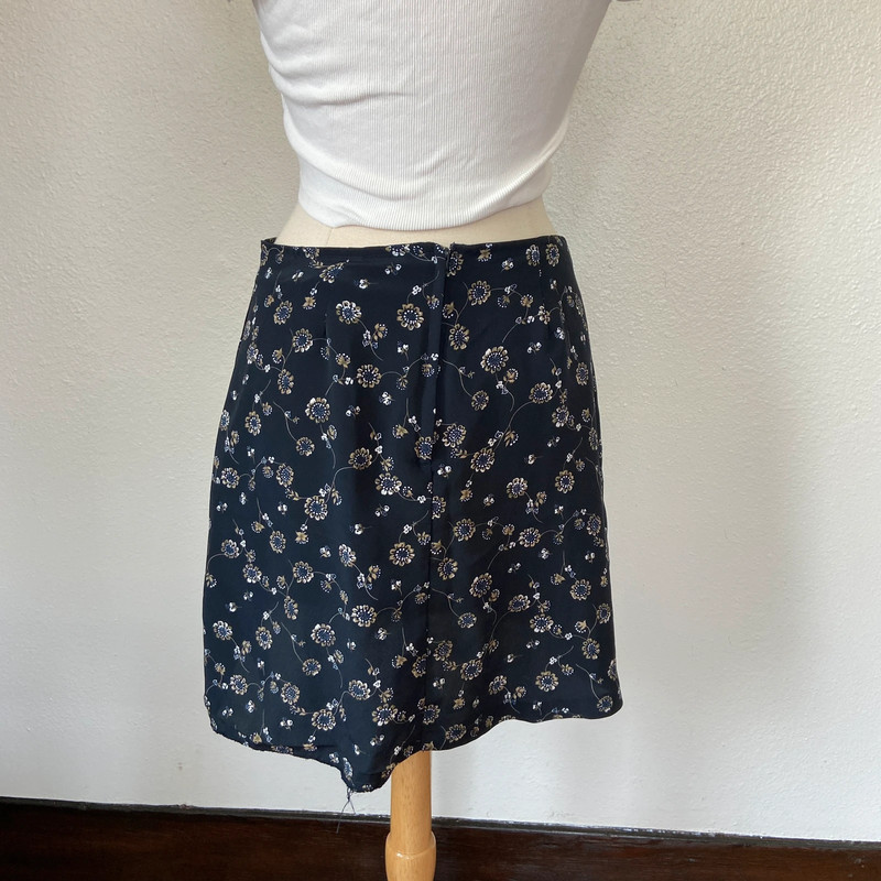 Vintage 90's Navy Blue Floral A-Line Skirt 3