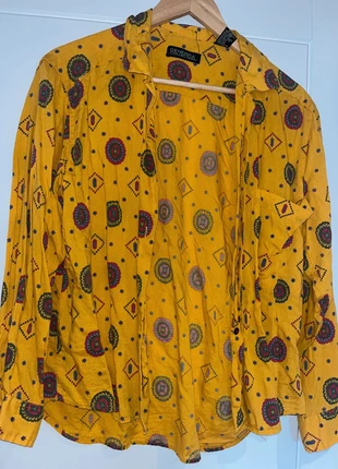 Vintage Blouse, brand: Vintage, condition: Good, size: M / 10, £3.00, £3.85 includes Buyer Protection