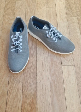 Chaussure Lottusse Golf Gris, merk: Lottusse, staat: Heel goed, maat: 40, € 10,00, € 11,20 inclusief Kopersbescherming