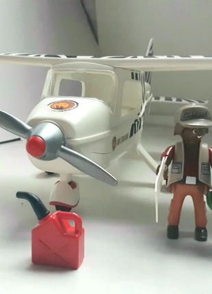 Playmobil 6938 Avion avec explorateurs : : Jeux et Jouets