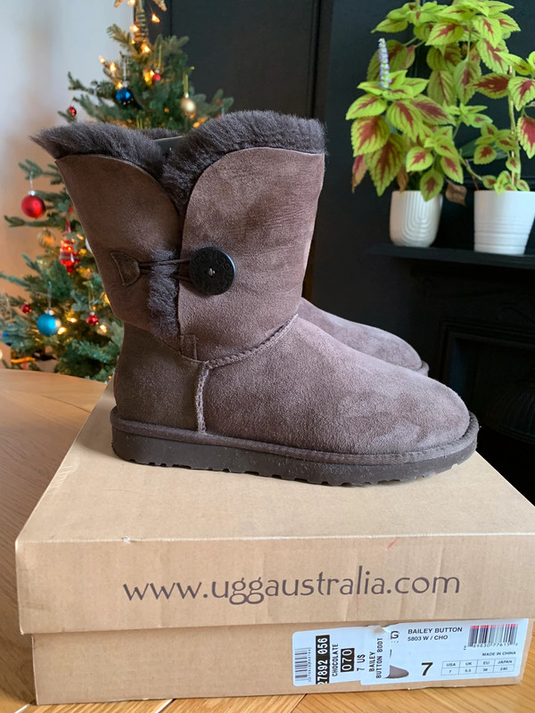 Ugg chocolate deals bailey bow