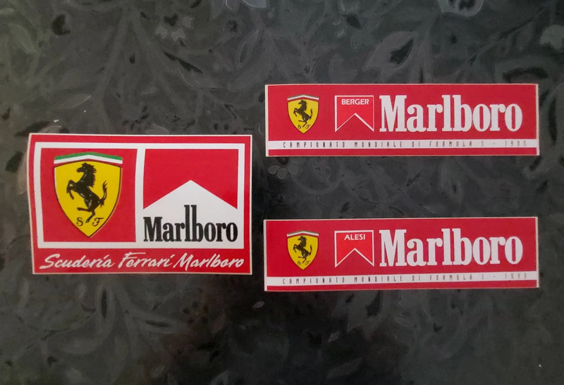 3 Adesivi Ferrari Marlboro