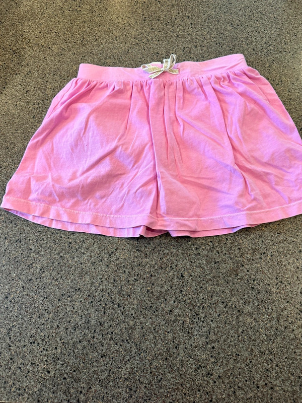 Girls 4/5 carters skirt 1