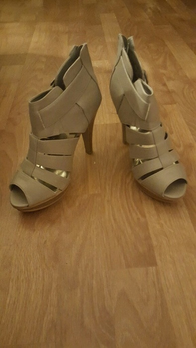 Chaussures a talons 3