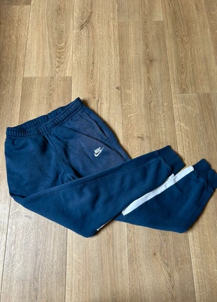 Jogging Nike bleu et blanc taille XS, merk: Nike, staat: Goed, maat: XS, € 10,00, € 11,20 inclusief Kopersbescherming