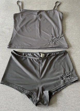 Ensemble de nuit Etam, merk: Etam, staat: Heel goed, maat: L / 40 / 12, € 6,00, € 7,00 inclusief Kopersbescherming