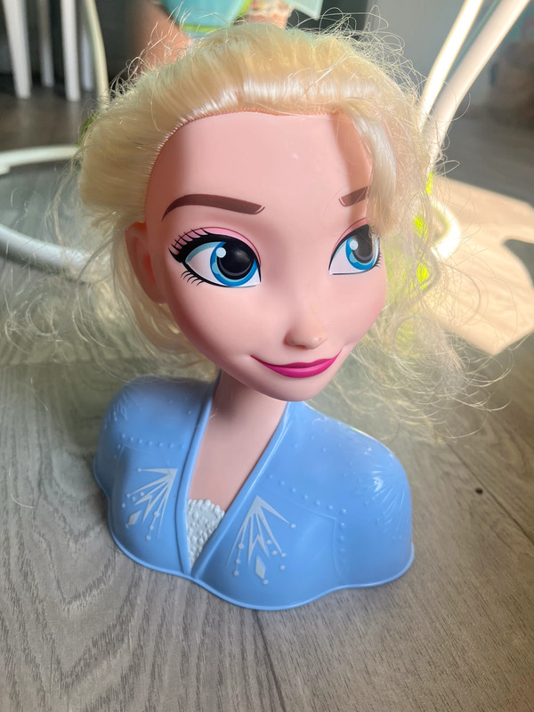 Elsa sale styling head