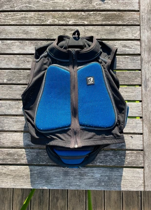 Gilet de protection Horka, brand: Horka, condizioni: Ottime, taglia: XS, €30.00, €32.20 include la Protezione acquisti