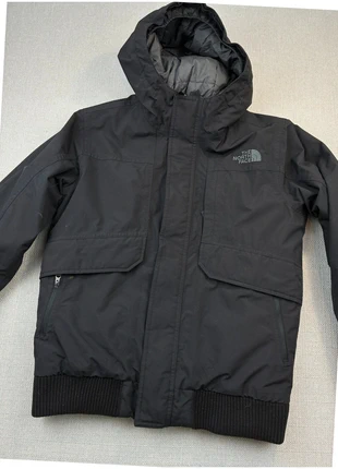 bombers jacket the north face dryvent 550 à capuche taille L enfant noir duvet, marke: The North Face, zustand: Sehr gut, größe: L, 80,00 €, 84,70 € inklusive Vinted-Käuferschutz