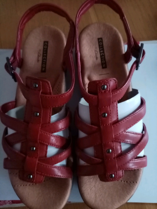 Clarks Manilla Bonita red leather Size 3.5 - Vinted