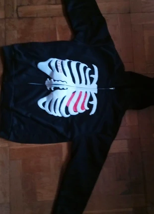 Sudadera torax Y2K , brand: Aesthetic, condizioni: Nuovo senza cartellino, taglia: L, €25.00, €26.95 include la Protezione acquisti