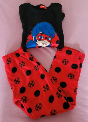 Pyjama Miraculous Ladybug – Taille 6 ans, marque: Sergent Major, état: Très bon état, taille: 6 ans / 116 cm, 6,00 €, 7,00 € Protection acheteurs incluse