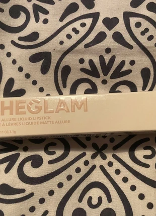 Matte lipstick, marke: Sheglam, zustand: Neu, mit Etikett, 3,00 €, 3,85 € inklusive Vinted-Käuferschutz