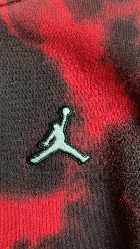 Pull jordan noir et clearance rouge