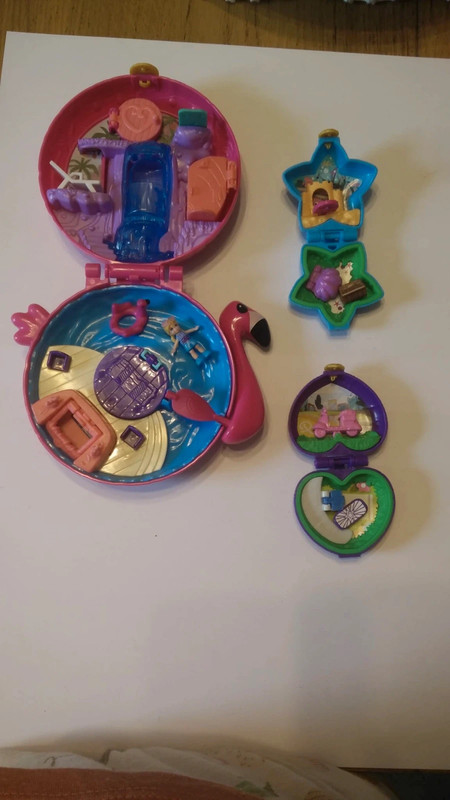 Jumbo top polly pocket