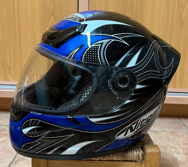 Nitro 2024 racing casco