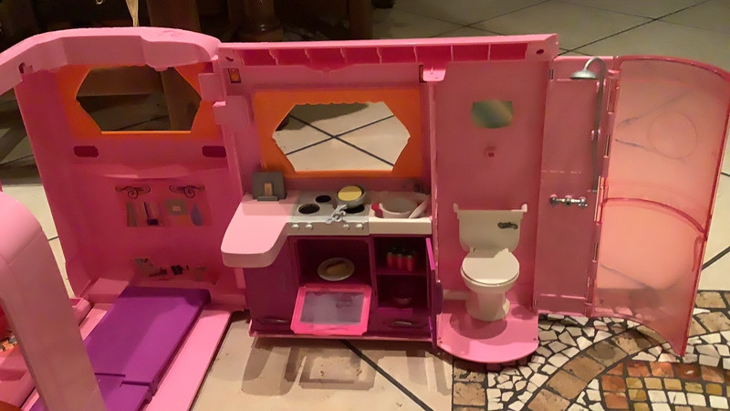Barbie top camper 2008