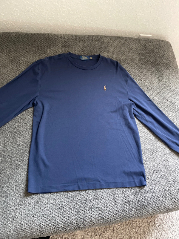 Long sleeve navy shirt 1