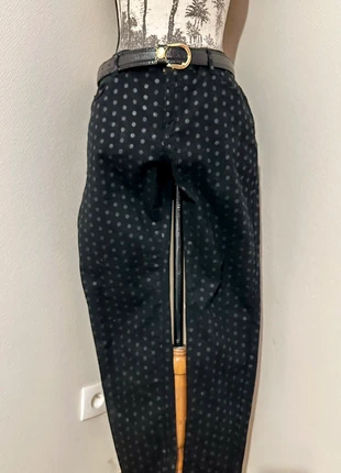 Jean noir à pois - Lefties - Taille 44, marque: Lefties, état: Très bon état, taille: XXL / 44 / 16, 5,00 €, 5,95 € Protection acheteurs incluse