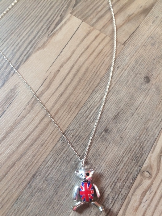 collier ours Angleterre  1