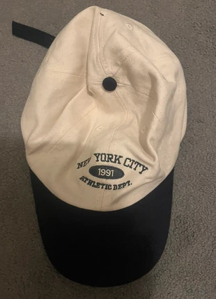 New York cap, brand: Pull & Bear, condition: New without tags, size: One size, £3.00, £3.85 includes Buyer Protection