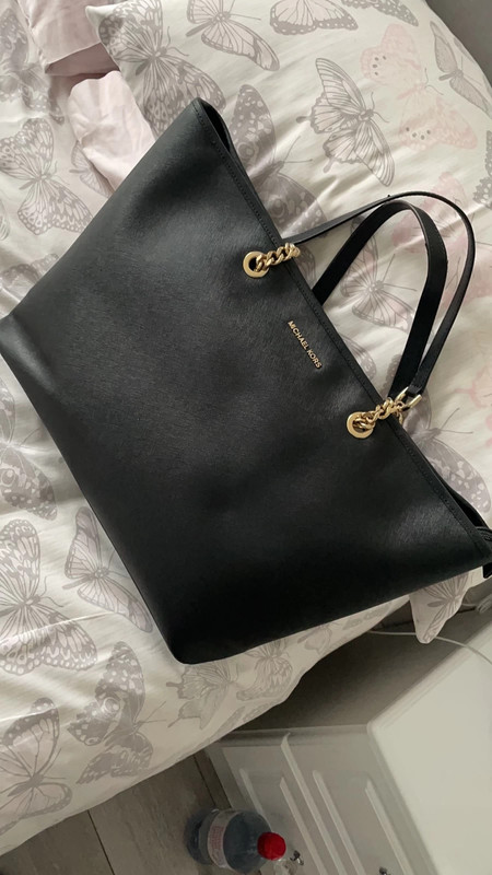 Michael kors black clearance tote with gold chain