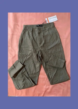 NUOVI - pantaloni donna - sinsay - Taglia XS - 100% cotone, marque: Sinsay, état: Neuf avec étiquette, taille: XS / 34 / 6, 8,99 €, 10,14 € Protection acheteurs incluse