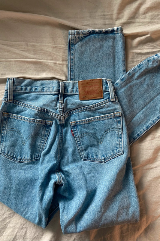 Levis Jeans 1