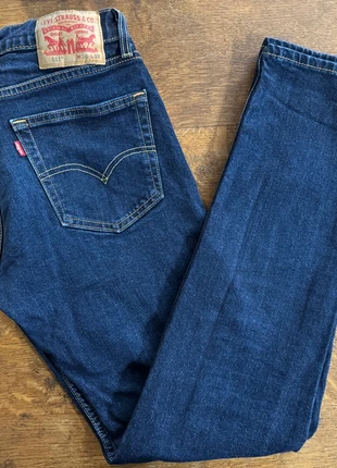 Jean Levi’s 511 L30 W32, marque: Levi's, état: Très bon état, taille: W30 | FR 40, 35,00 €, 37,45 € Protection acheteurs incluse