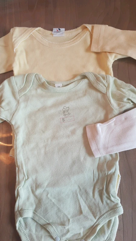 Lot de 4 bodys manches longues - photo numéro 2