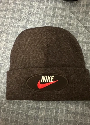 Cappello Nike , marke: Nike, zustand: Neu, 12,00 €, 13,30 € inklusive Vinted-Käuferschutz
