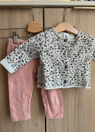 Ensemble fille 6 mois , marque: Petit Bateau, état: Très bon état, taille: 3-6 mois / 62 cm, 12,00 €, 13,30 € Protection acheteurs incluse