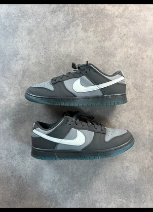 Nike dunk low/ gris anthracite semelle bleue logo blanc / taille 42 / homme, marke: Nike, zustand: Sehr gut, größe: 42, 60,00 €, 63,70 € inklusive Vinted-Käuferschutz