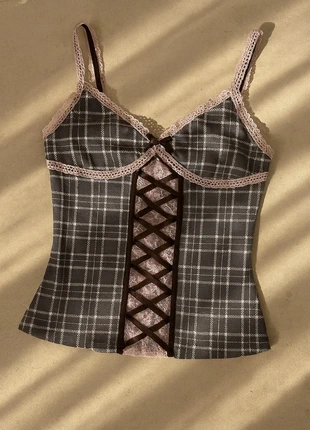 Top corset plaid gris à dentelle rose vintage sexy Y2K goth chic bustier ajusté, marke: y2k, zustand: Sehr gut, größe: S / 36 / 8, 34,90 €, 37,35 € inklusive Vinted-Käuferschutz