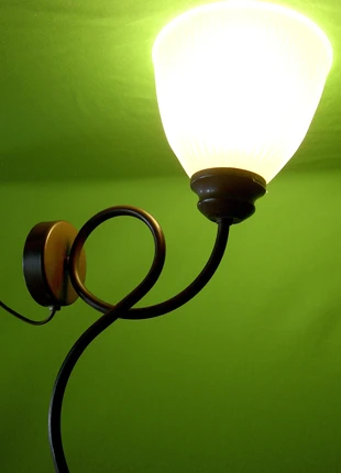 Vintage Wall Lamp | Curved Arm | Frosted Glass | Brown, état: Bon état, 23,00 €, 24,85 € Protection acheteurs incluse