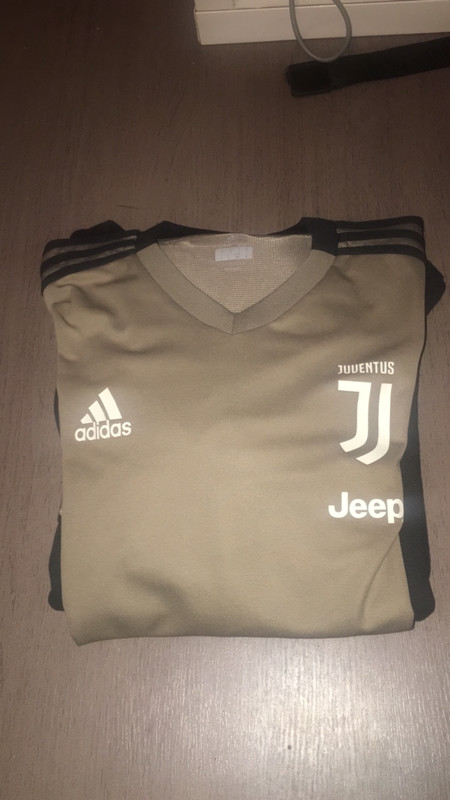 Juventus brown jersey hotsell