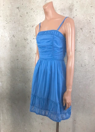 Slipdress Korsagen Cocktail Kleid Seide mit Spaghetti-träger, Ballerina Ausschnitt, merk: Comptoir des Cotonniers, staat: Nieuw zonder prijskaartje, maat: S / 36 / 8, € 58,75, € 62,39 inclusief Kopersbescherming