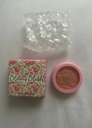 Bloom Blush – Beautaniq Beauty